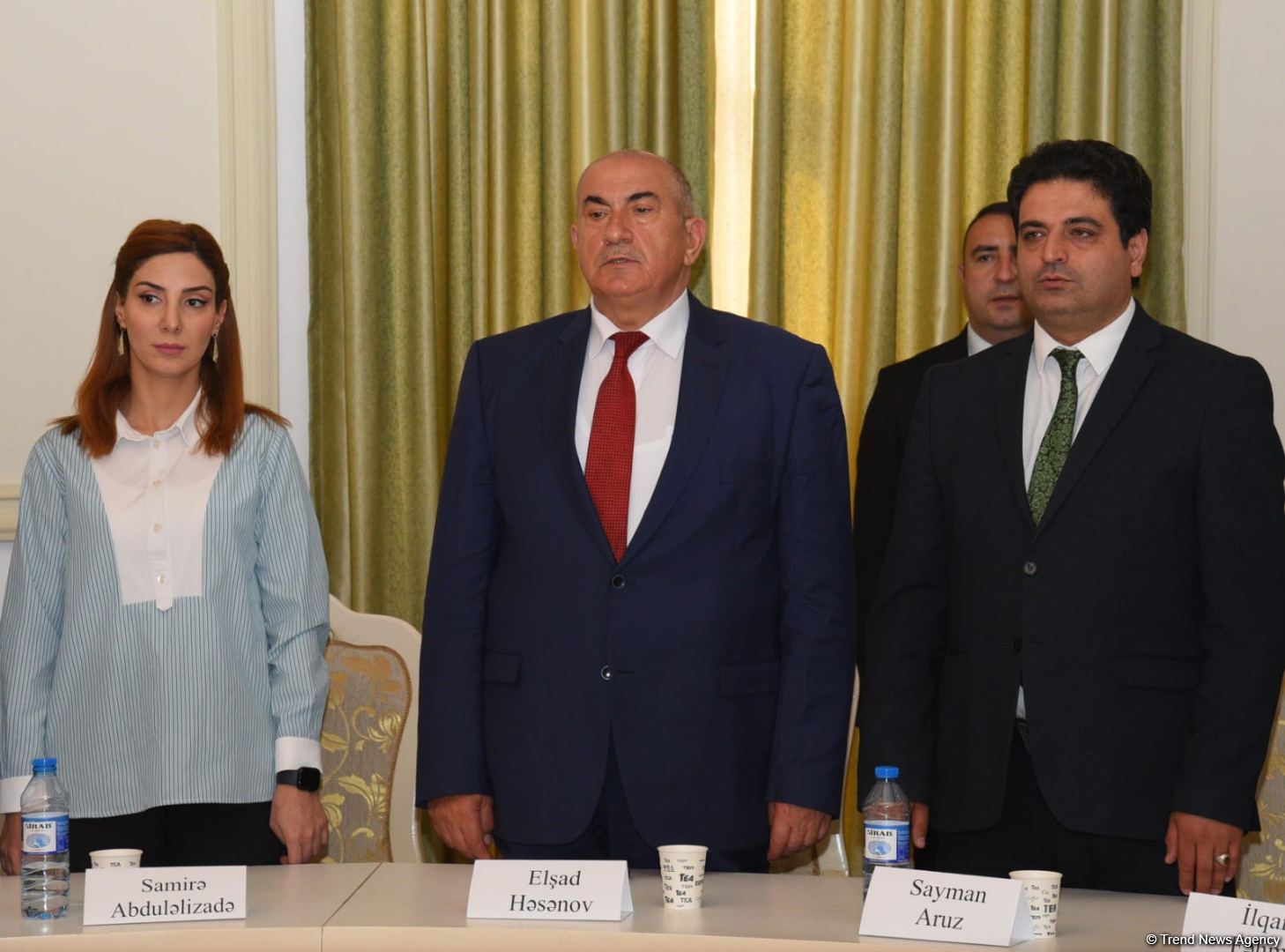 “Ulu Öndər silahdaşlarının xatirələrində" adlı kitab ictimaiyyətə təqdim olunub (FOTO)