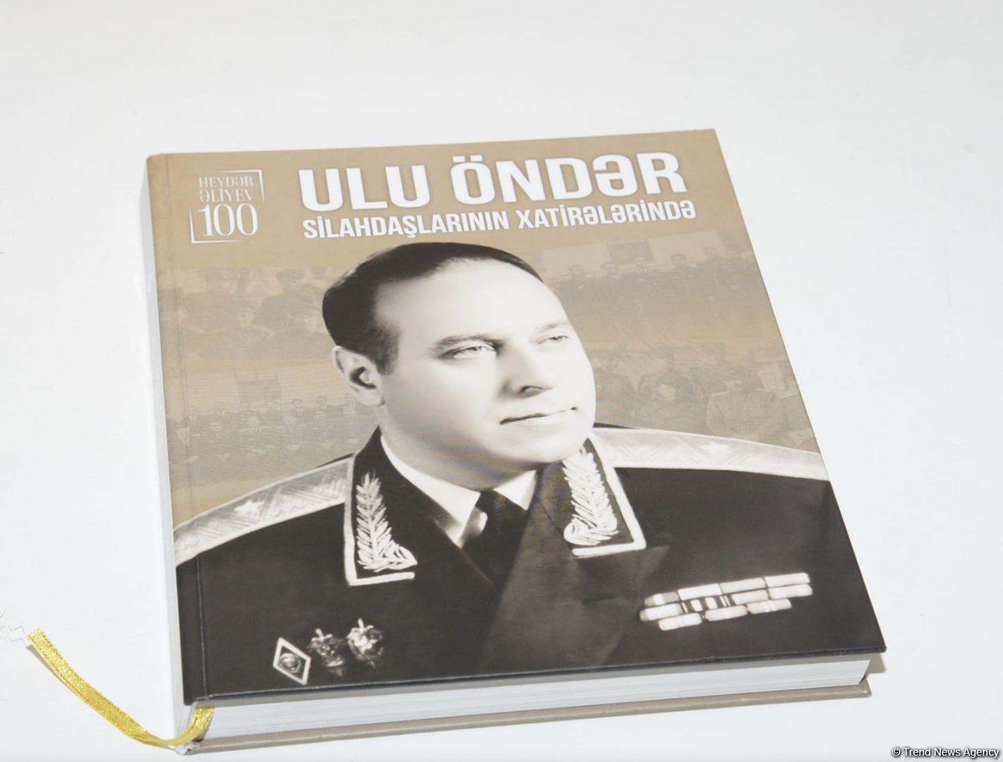 “Ulu Öndər silahdaşlarının xatirələrində" adlı kitab ictimaiyyətə təqdim olunub (FOTO)