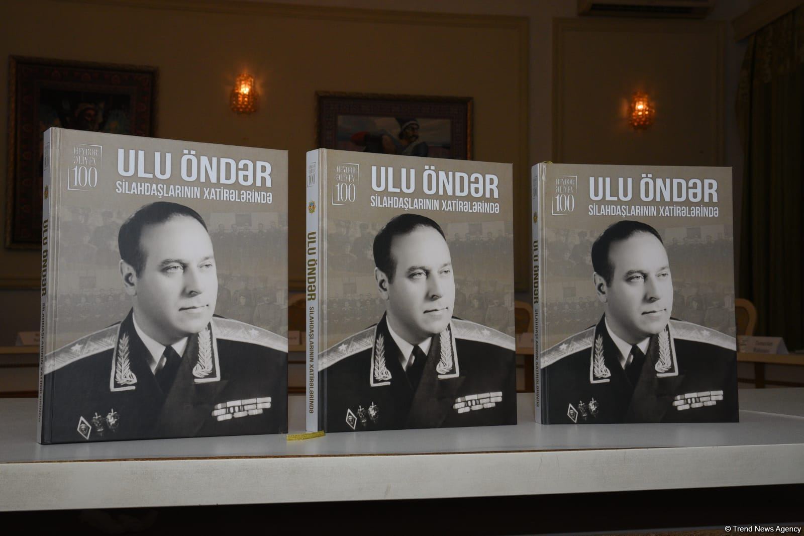 “Ulu Öndər silahdaşlarının xatirələrində" adlı kitab ictimaiyyətə təqdim olunub (FOTO)