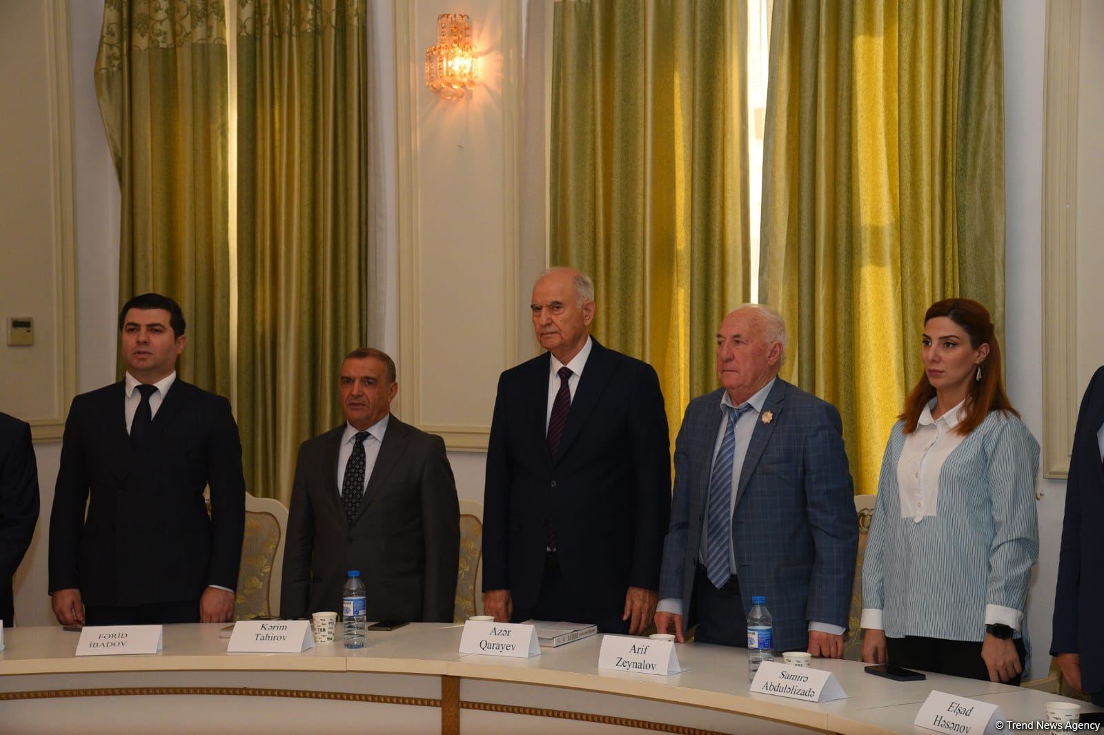 “Ulu Öndər silahdaşlarının xatirələrində" adlı kitab ictimaiyyətə təqdim olunub (FOTO)