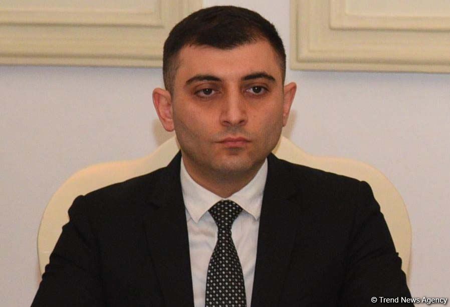 "Ulu Öndər silahdaşlarının xatirələrində" kitabında Heydər Əliyevlə çalışmış şəxslərin xatirələri yer alır