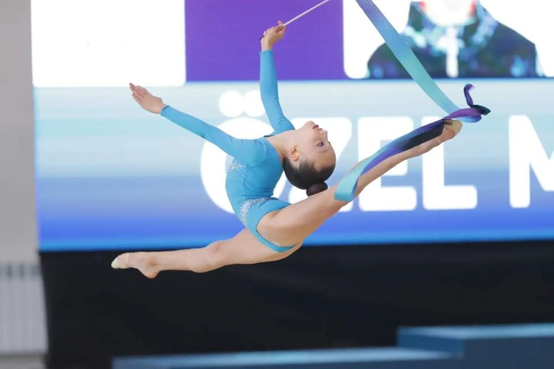 Qubada bədii gimnastika üzrə 28-ci Azərbaycan Birinciliyi üzrə yarışlara start verilib (FOTO)