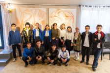 YARAT “İncə müşahidələr” adlı səyyar qrup sərgisini İvanovka kəndində təqdim edib (FOTO)