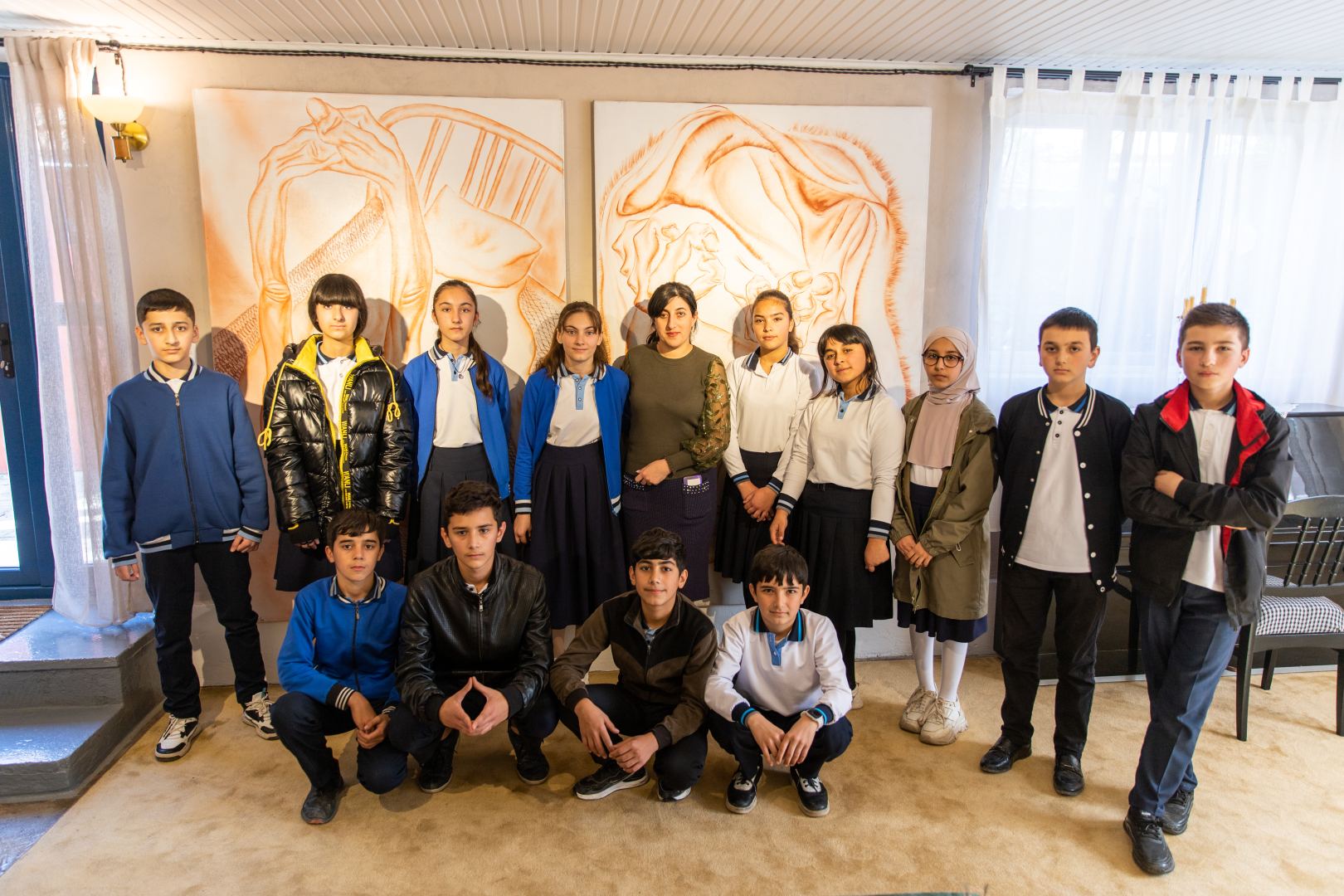 YARAT “İncə müşahidələr” adlı səyyar qrup sərgisini İvanovka kəndində təqdim edib (FOTO)