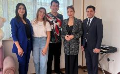 Fidan Hacıyevanın Naxçıvandakı konserti anşlaqla keçdi, oğul anasının yolu ilə gedir (FOTO/VİDEO)