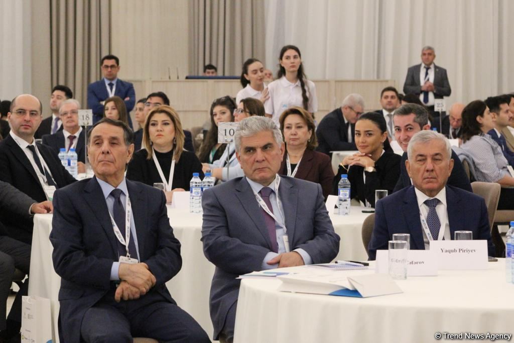 Təhsilin İnkişafı Forumu keçirilib (FOTO) (ƏLAVƏ OLUNUB)