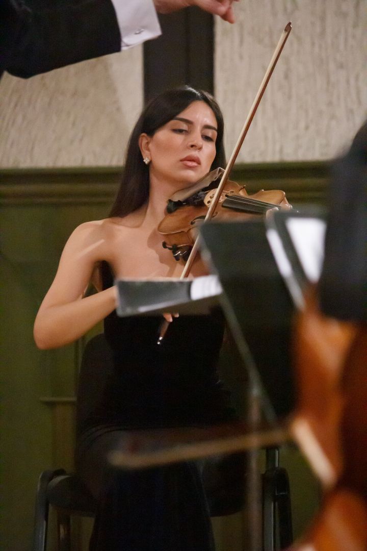 Bakı Kamera Orkestrinin konserti keçirilib (FOTO)