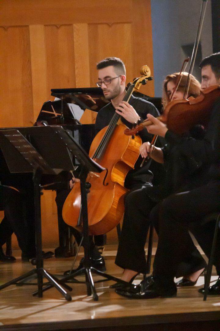 Bakı Kamera Orkestrinin konserti keçirilib (FOTO)