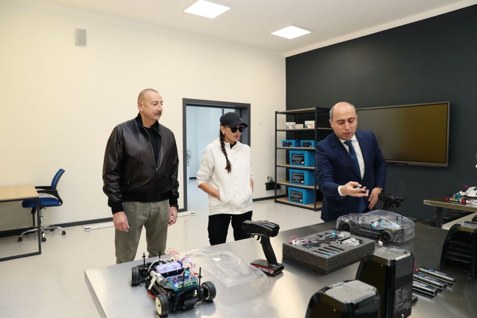 Prezident İlham Əliyev və Birinci xanım Mehriban Əliyeva Şuşa şəhəri 1 nömrəli tam orta məktəbin açılışında iştirak ediblər (FOTO) (YENİLƏNİB)
