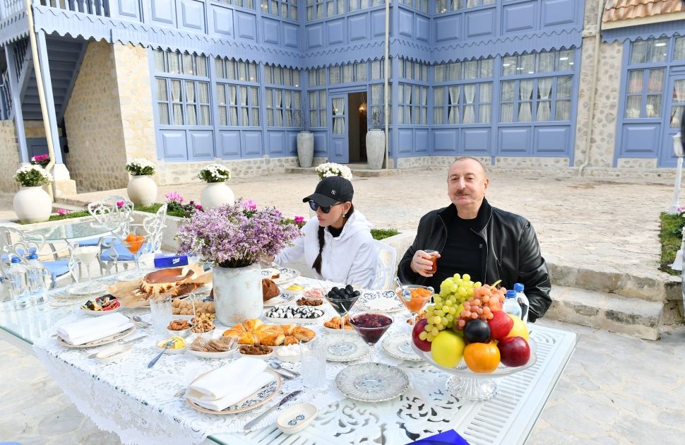 Prezident İlham Əliyev və Birinci xanım Mehriban Əliyeva Şuşada “Yasəmən” otelinin açılışında iştirak ediblər (YENİLƏNİB) (FOTO)
