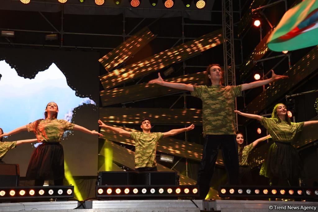 Bakıda 44 günlük Vətən müharibəsinin üçüncü ildönümü şərəfinə konsert təşkil olunub (FOTO/VİDEO)