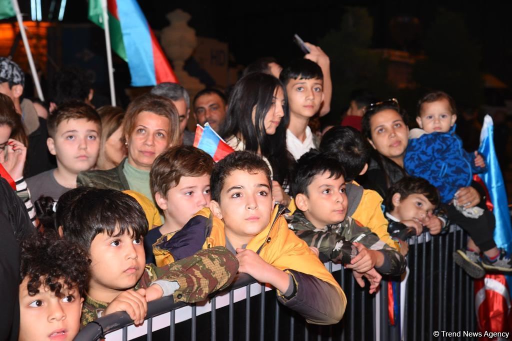 Bakıda 44 günlük Vətən müharibəsinin üçüncü ildönümü şərəfinə konsert təşkil olunub (FOTO/VİDEO)