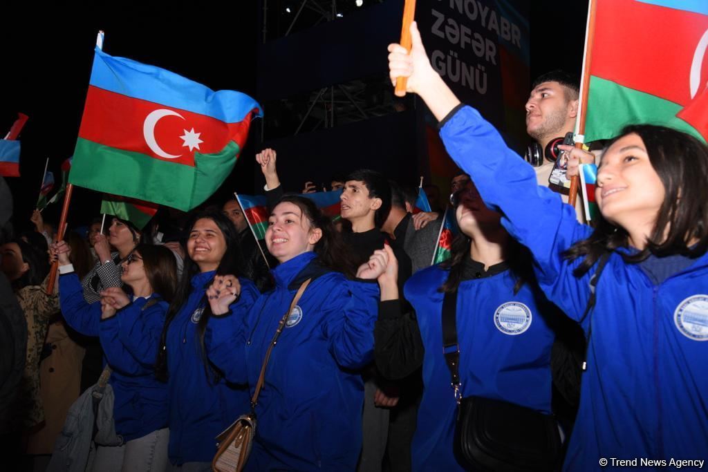 Bakıda 44 günlük Vətən müharibəsinin üçüncü ildönümü şərəfinə konsert təşkil olunub (FOTO/VİDEO)