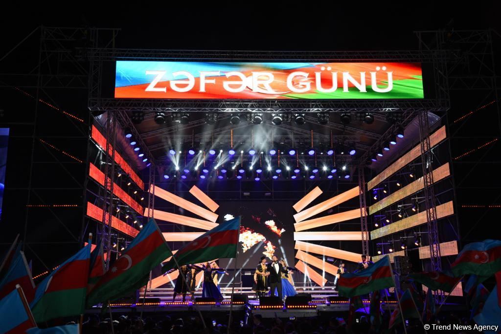 Bakıda 44 günlük Vətən müharibəsinin üçüncü ildönümü şərəfinə konsert təşkil olunub (FOTO/VİDEO)