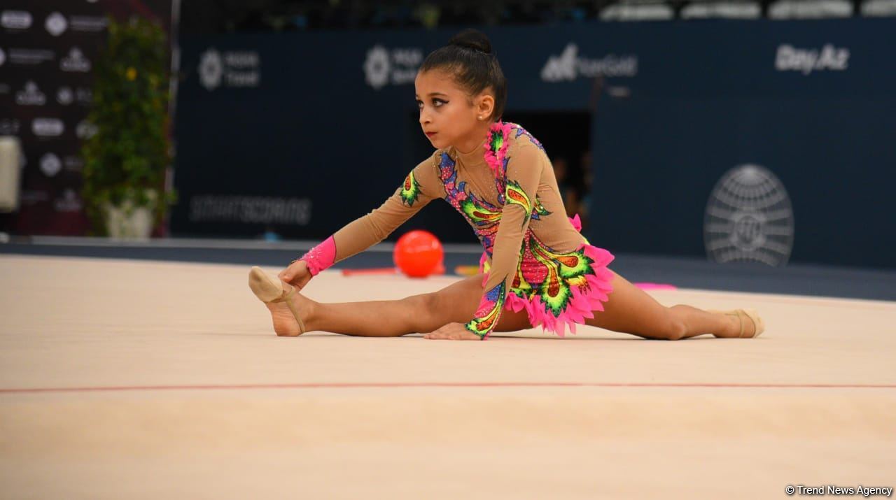 Bədii gimnastika üzrə 2-ci "Ocaq" Beynəlxalq Kubokunun yarışları başlayıb (FOTO)