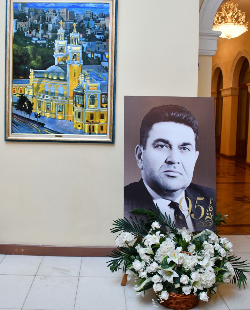 Filarmoniyada  Sabir Əliyevin 95 illiyinə həsr olunmuş konsert keçirilib (FOTO)