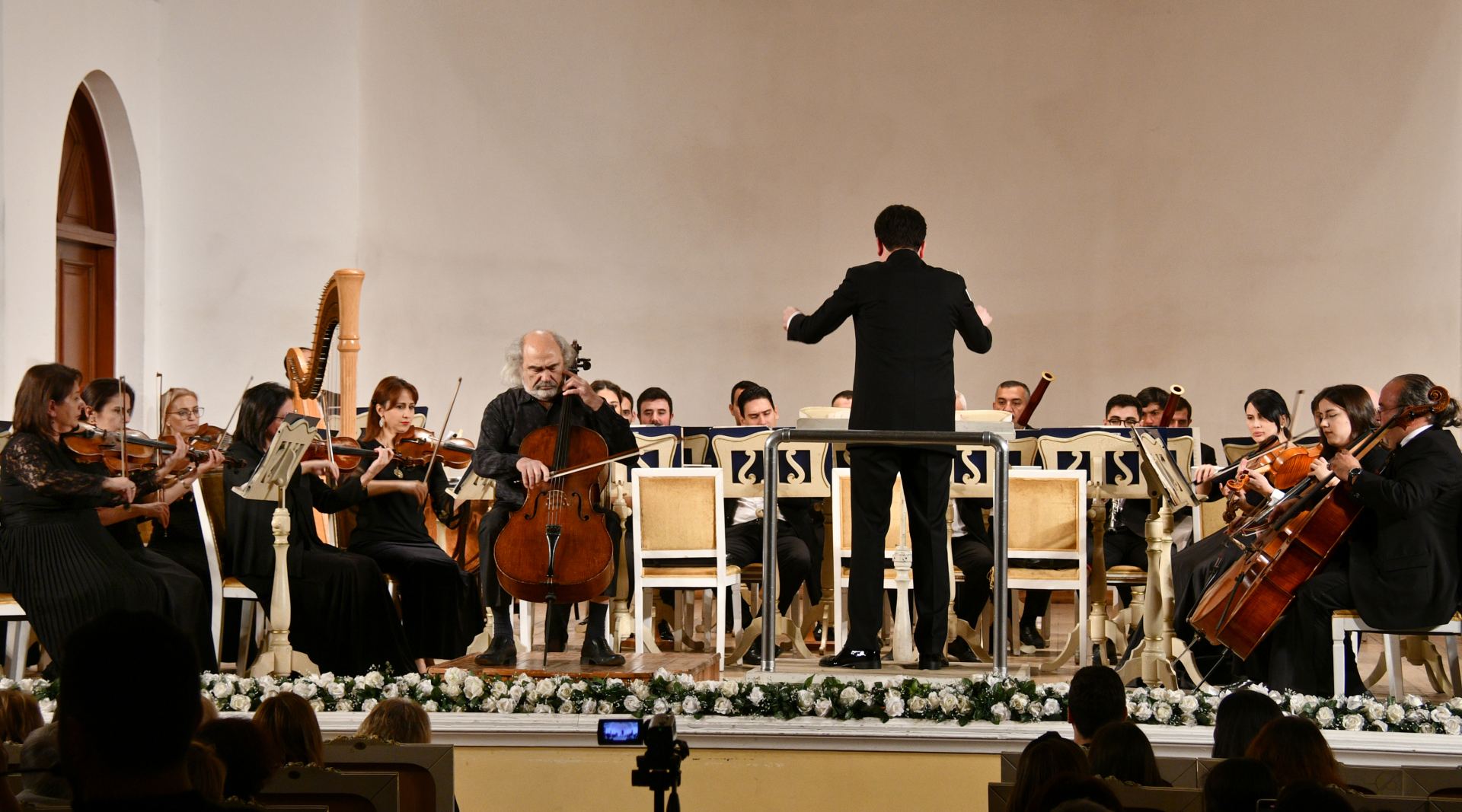 Filarmoniyada  Sabir Əliyevin 95 illiyinə həsr olunmuş konsert keçirilib (FOTO)