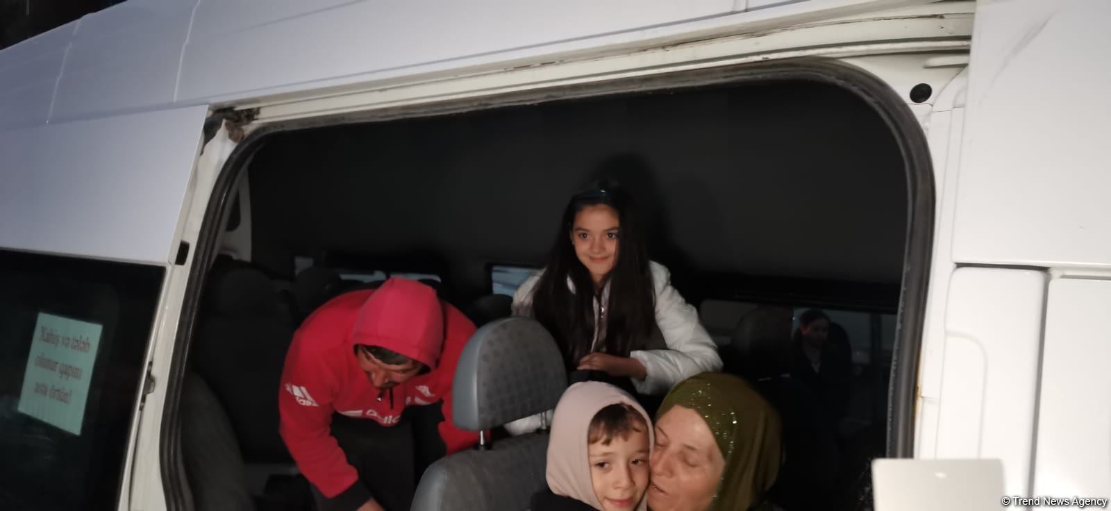 Laçının daha 40 sakini doğma yurda qayıdır (FOTO/VİDEO)