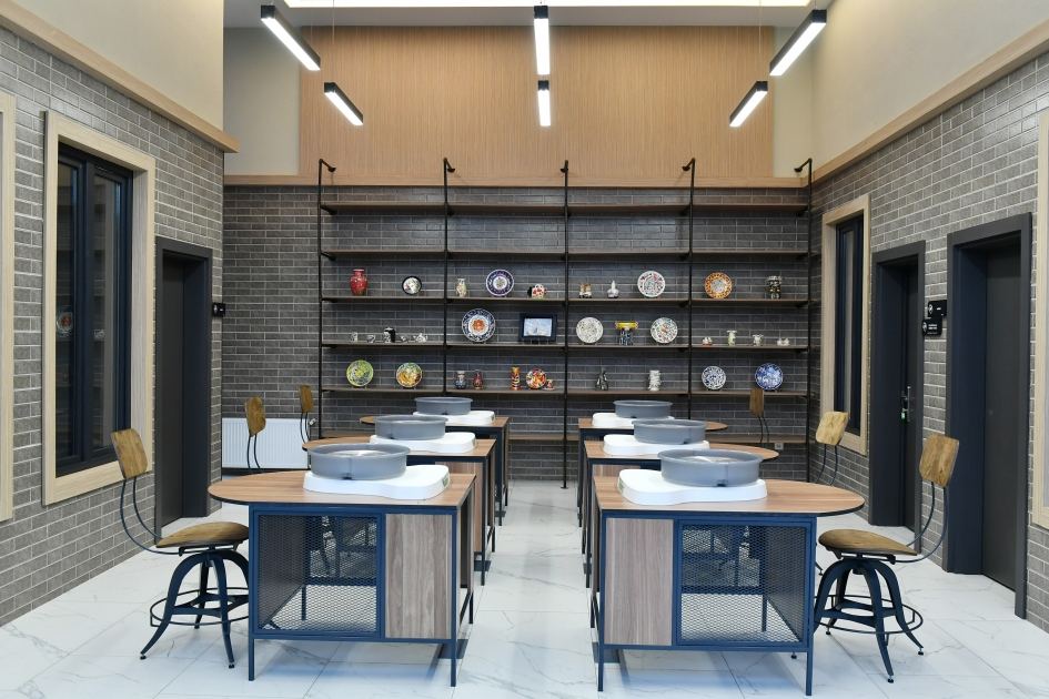 Prezident İlham Əliyev və Birinci xanım Mehriban Əliyeva İsmayıllıda  “DOST EVİ”nin açılışında iştirak ediblər (FOTO) (YENİLƏNİB)