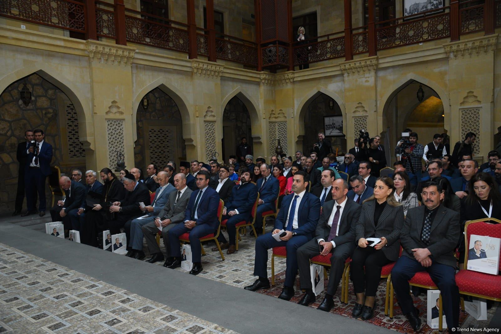 "Heydər Əliyev siyasəti: tolerantlıq" mövzusunda konfrans keçirilib (FOTO)