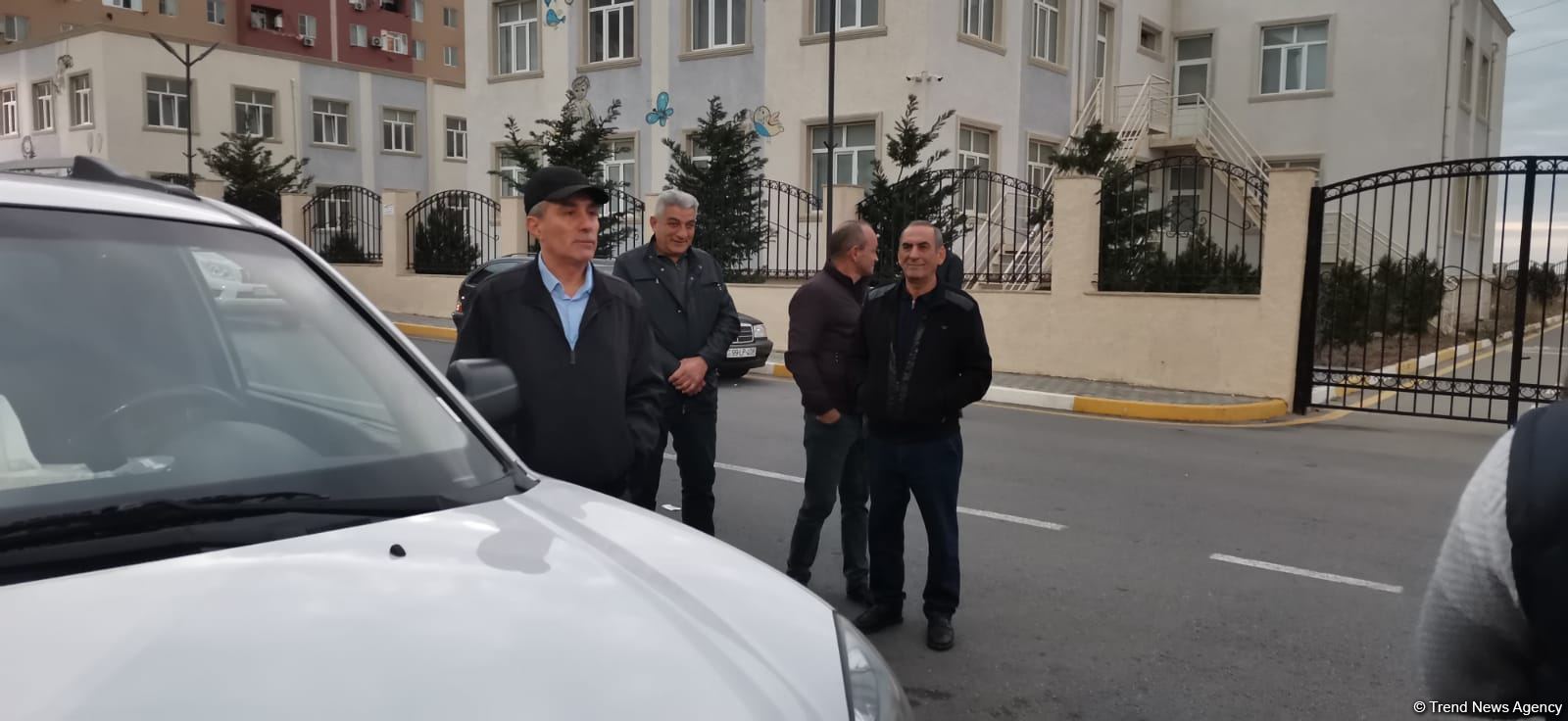 Zabux kəndinə daha 103 nəfər yola salınıb (FOTO/VİDEO)