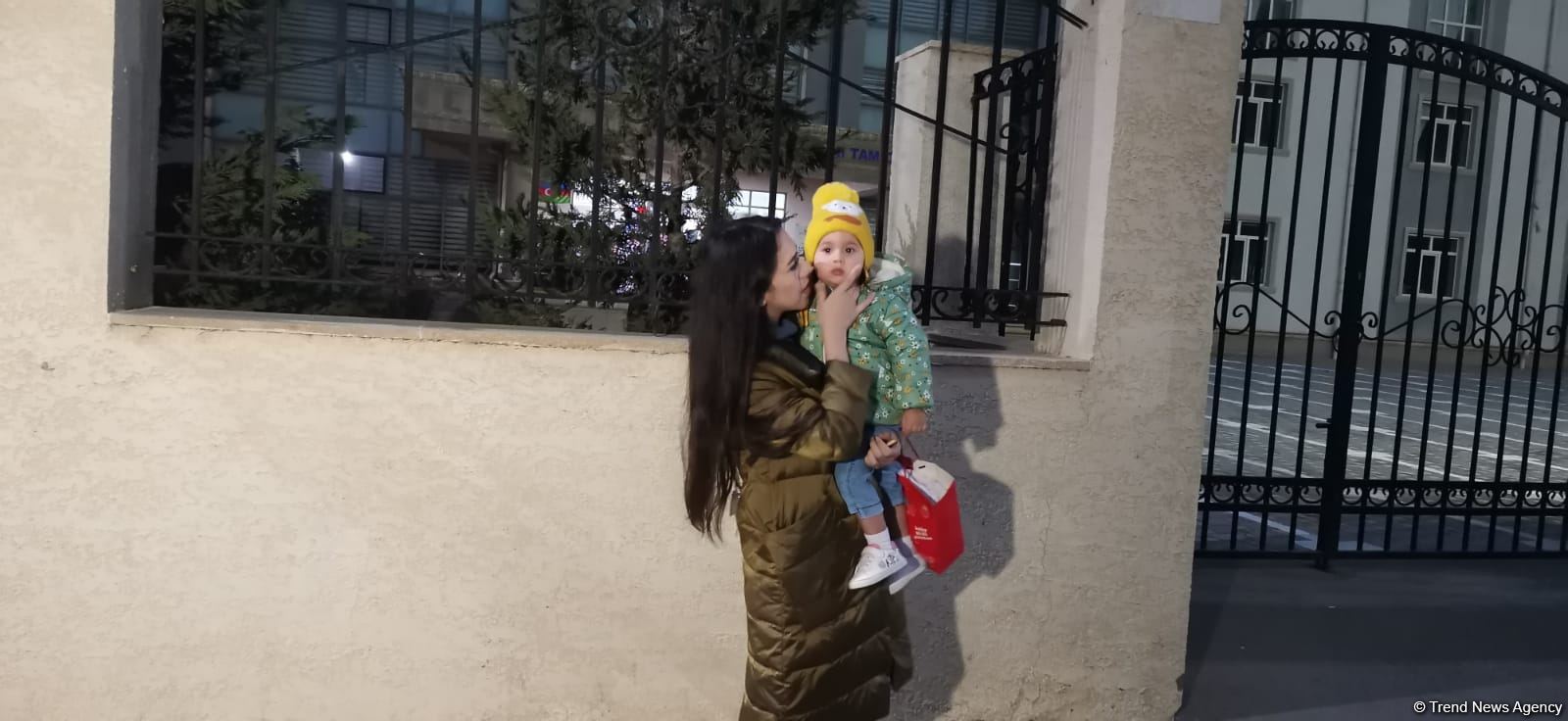 Zabux kəndinə daha 103 nəfər yola salınıb (FOTO/VİDEO)