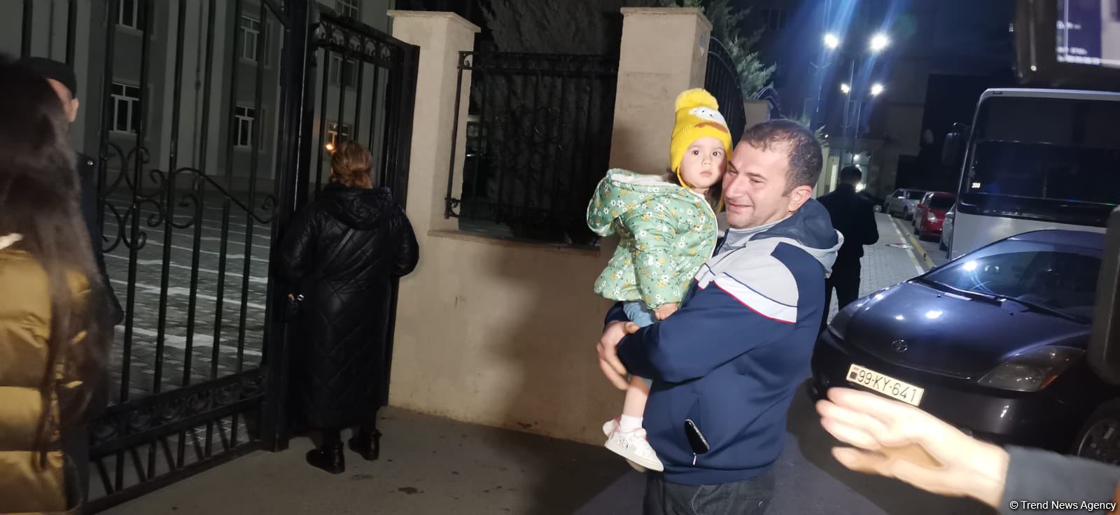 Zabux kəndinə daha 103 nəfər yola salınıb (FOTO/VİDEO)