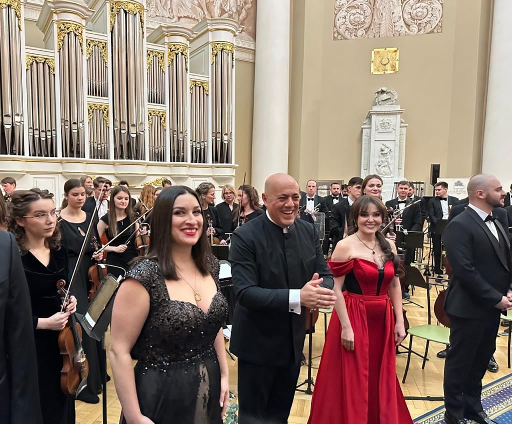 Sankt-Peterburqda Heydər Əliyevin 100 illiyi münasibətilə klassik konsert gecəsi təşkil edilib (FOTO)