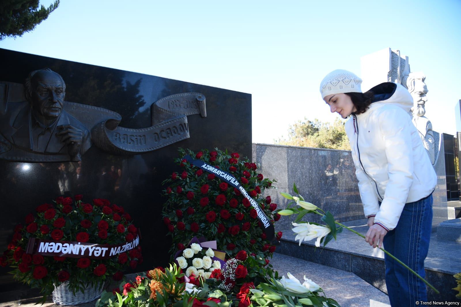Bakıda Azərbaycan kino sənətinin görkəmli nümayəndəsi Rasim Ocaqovun xatirəsi yad edilib (FOTO)
