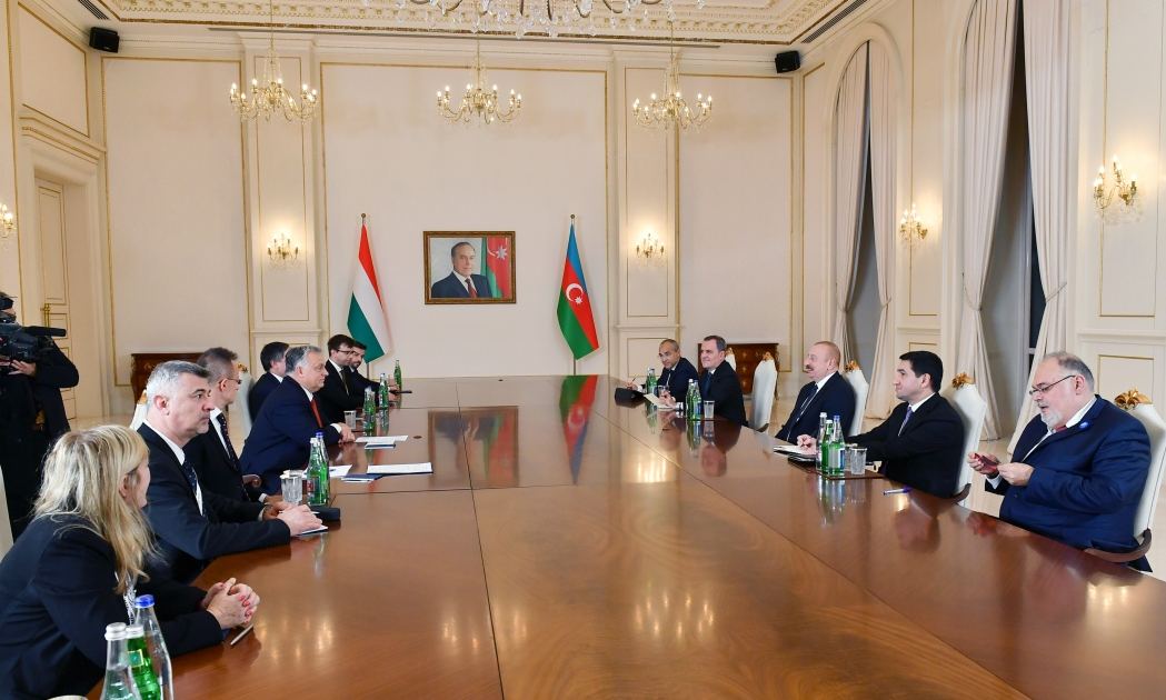 Prezident İlham Əliyev Macarıstanın Baş naziri ilə görüşüb (FOTO/VİDEO) (YENİLƏNİB)