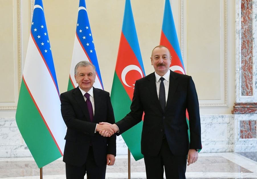 Prezident İlham Əliyev Özbəkistan Prezidenti Şavkat Mirziyoyevlə görüşüb (FOTO/VİDEO) (YENİLƏNİB)