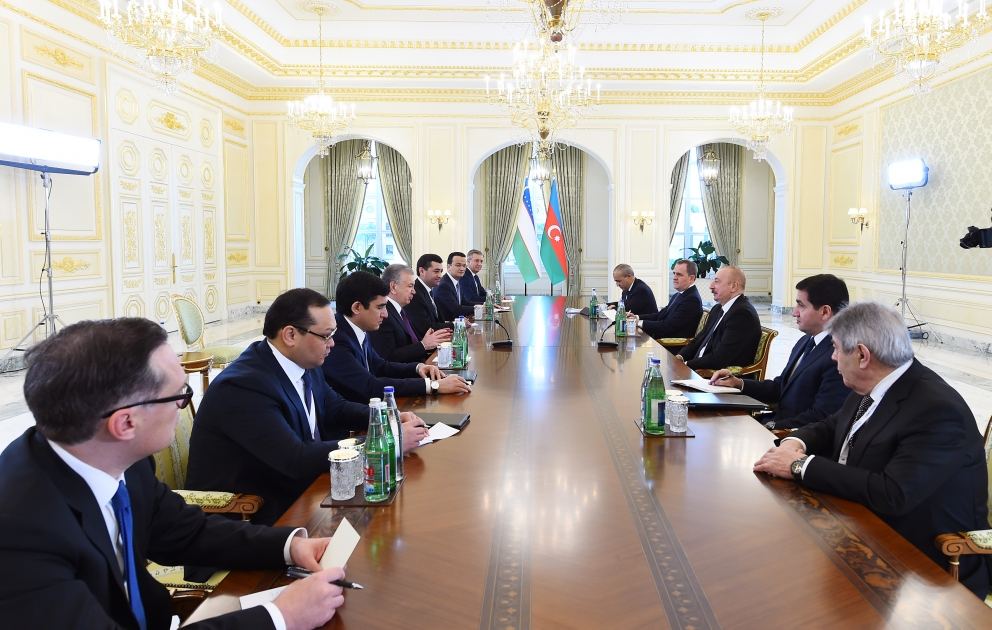 Prezident İlham Əliyev Özbəkistan Prezidenti Şavkat Mirziyoyevlə görüşüb (FOTO/VİDEO) (YENİLƏNİB)