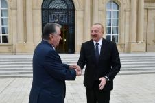 Azərbaycan Prezidenti İlham Əliyev Tacikistan Prezidenti Emoməli Rəhmon ilə görüşüb (FOTO/VİDEO) (YENİLƏNİB)