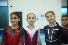 Kişi və qadın idman gimnastikası üzrə Azərbaycan çempionatları və Bakı birinciliyinin yarışlarına start verilib (FOTO)