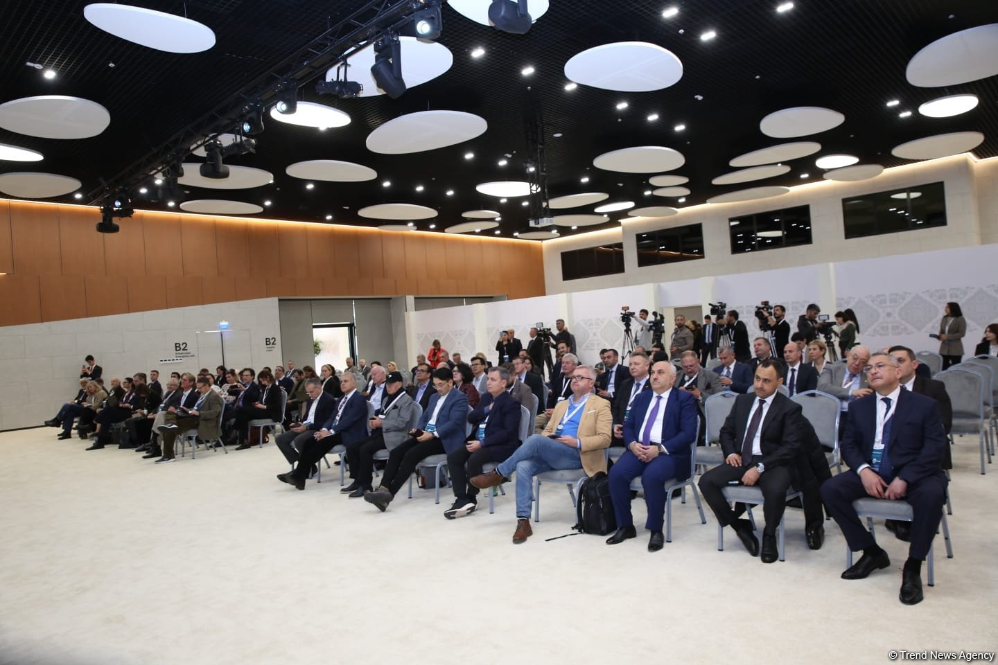 Xarici ekspertlərin iştirakı ilə Zəngilanda panel müzakirə keçirilib (FOTO)
