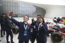 FIA-nın tədbirləri çərçivəsində Bakıda idman avtomobillərinin sərgisi olub (FOTO/VİDEO)
