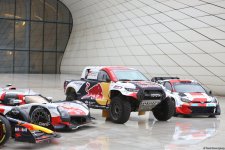 FIA-nın tədbirləri çərçivəsində Bakıda idman avtomobillərinin sərgisi olub (FOTO/VİDEO)