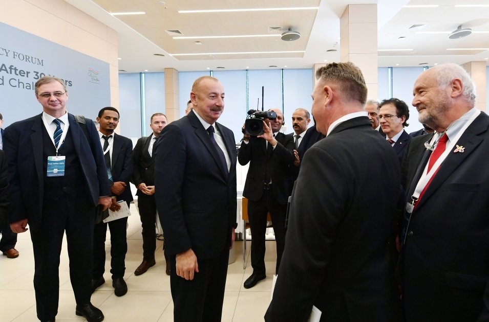Prezident İlham Əliyev “Qarabağ: 30 ildən sonra evə dönüş. Nailiyyətlər və çətinliklər” Forumunda iştirak edib (FOTO/VİDEO) (YENİLƏNİB-2)