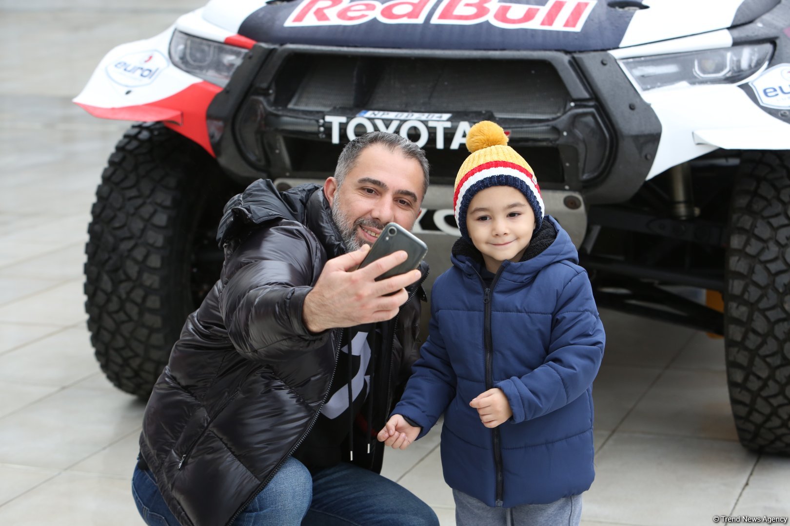 FIA-nın tədbirləri çərçivəsində Bakıda idman avtomobillərinin sərgisi olub (FOTO/VİDEO)