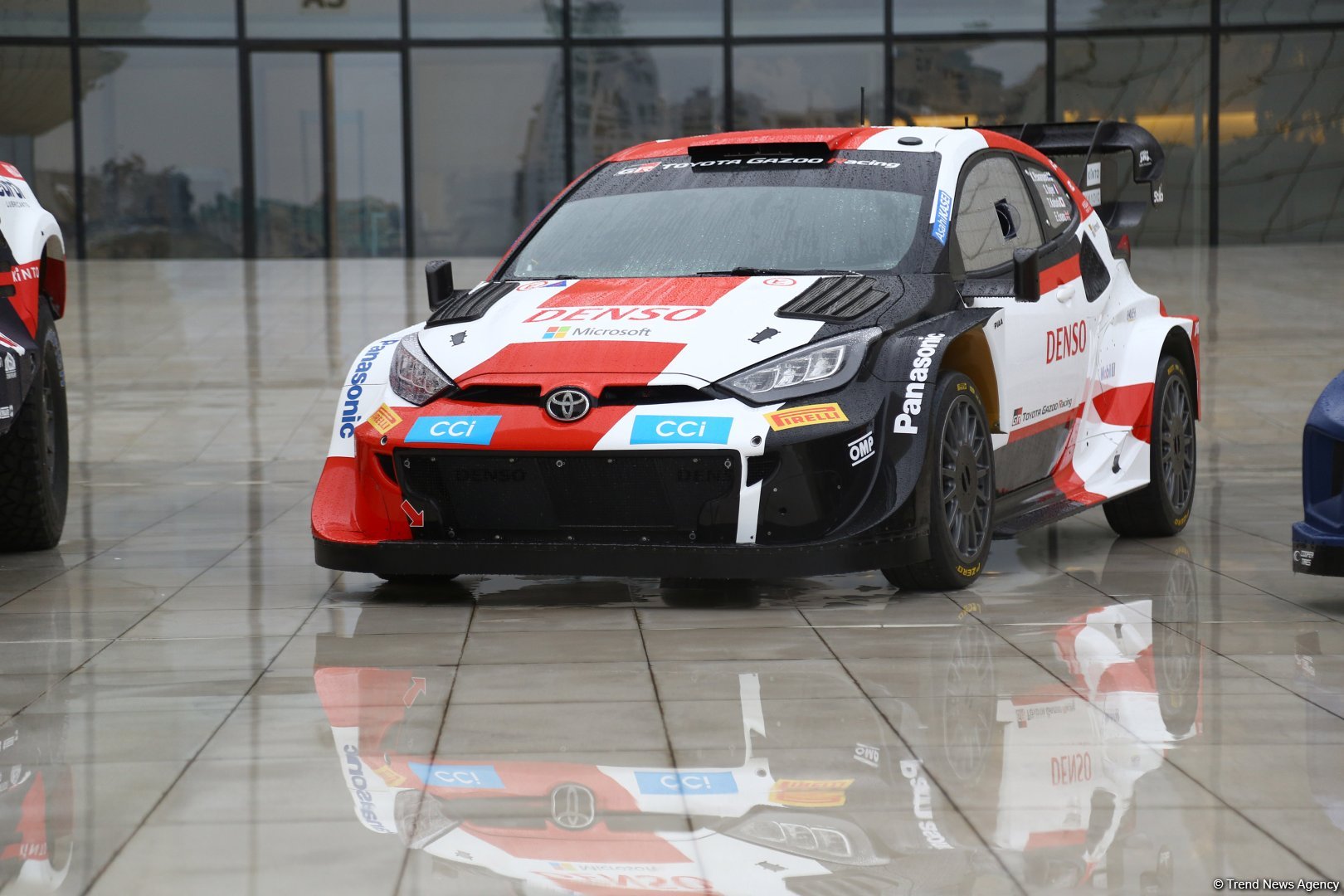 FIA-nın tədbirləri çərçivəsində Bakıda idman avtomobillərinin sərgisi olub (FOTO/VİDEO)