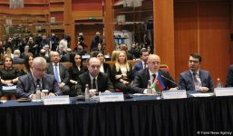 Bakıda Azərbaycanla Böyük Britaniya arasında iqtisadi əməkdaşlıq üzrə Birgə Hökumətlərarası Komissiyanın 6-cı iclası keçirilir (FOTO)