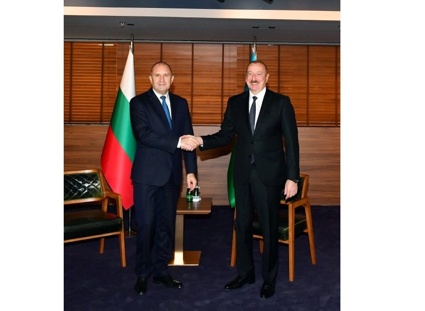 Prezident İlham Əliyev Bolqarıstan Prezidentini Azərbaycana səfərə dəvət edib
