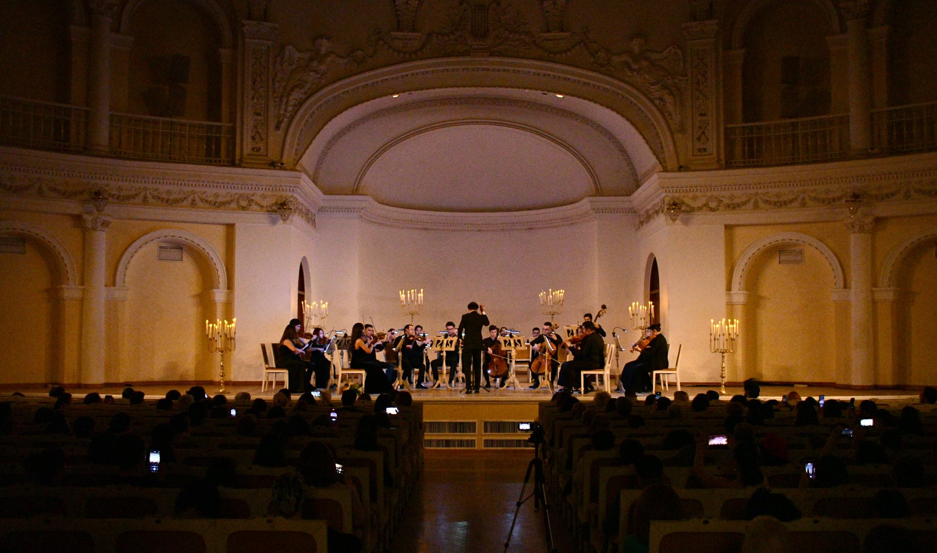 Filarmoniyada Bakı Kamera Orkestrinin konserti keçirilib (FOTO)