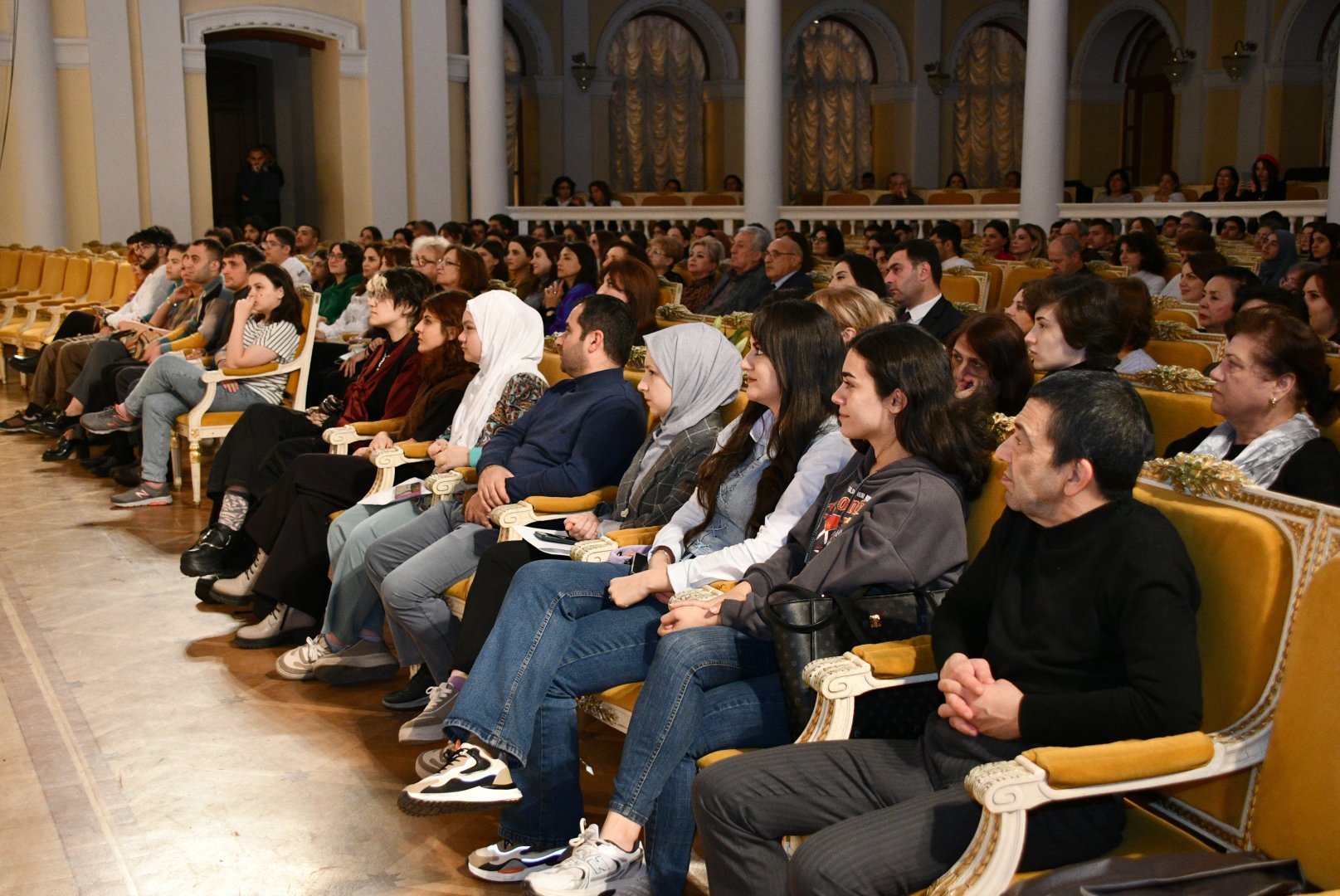 Filarmoniyada Bakı Kamera Orkestrinin konserti keçirilib (FOTO)