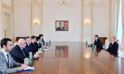 Prezident İlham Əliyev Gürcüstan parlamenti sədrinin başçılıq etdiyi nümayəndə heyətini qəbul edib (FOTO)