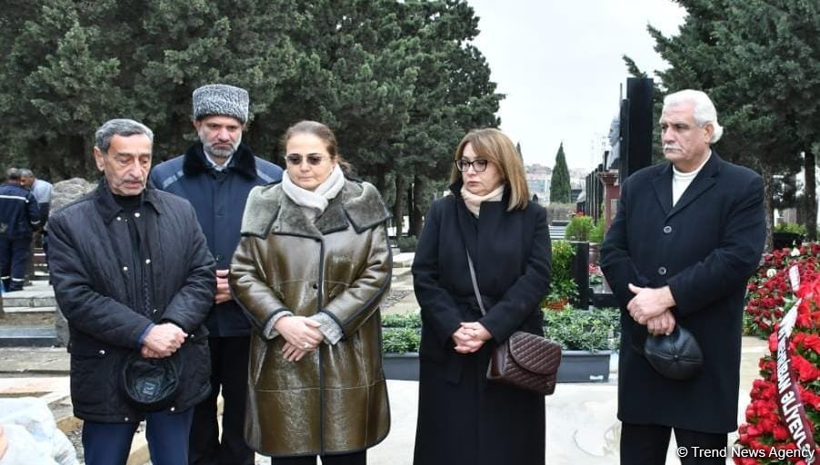Ramiz Məlik dəfn edildi (FOTO) (YENİLƏNİB)