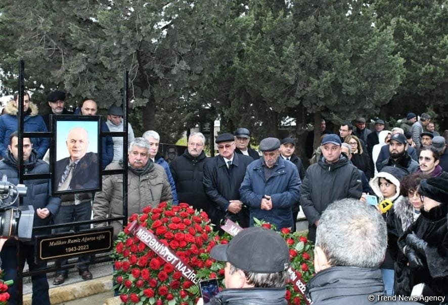 Ramiz Məlik dəfn edildi (FOTO) (YENİLƏNİB)