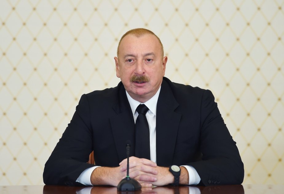 Prezident İlham Əliyev: Fransada bəzi siyasi liderlər ermənilərdən daha çox erməni olmağa çalışırlar