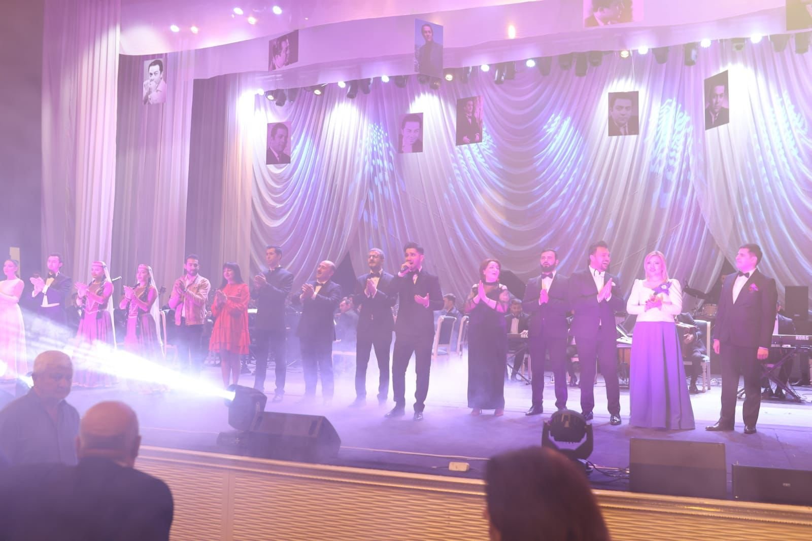 Gəncə Dövlət Filarmoniyası Rəşid Behbudovun xatirəsinə həsr olunmuş konsert proqramı təqdim etdi (FOTO)