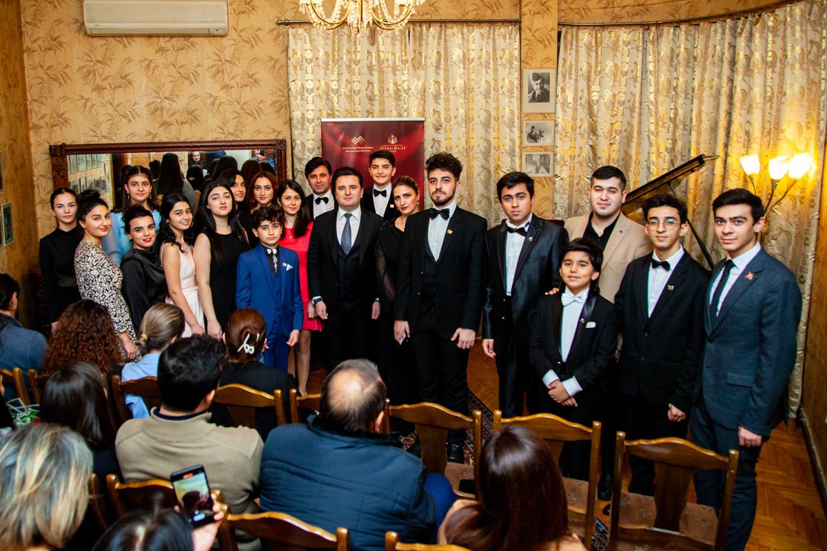 III Beynəlxalq Festivalda "Yeni vokal əsərlər"in təqdimatı oldu (FOTO/VİDEO)
